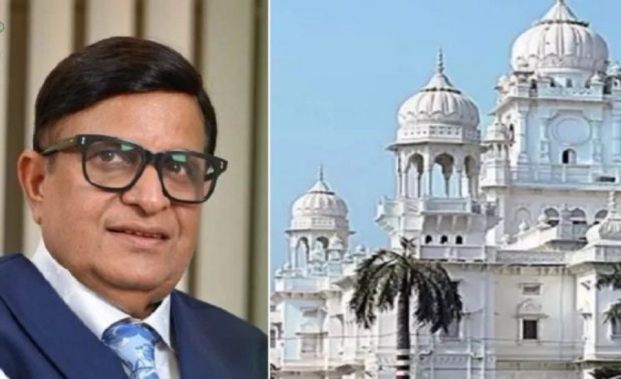 निलंबित विभागाध्यक्ष डॉ. आमोद कुमार सचान