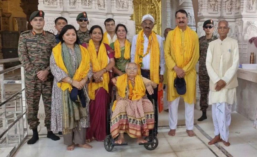 एडमिरल दिनेश कुमार त्रिपाठी